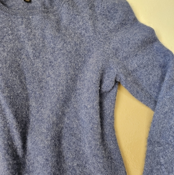 Charter Club 100% Cashmere Blue Sweater - Picture 3 of 5